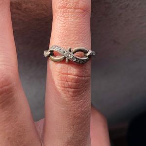 Infinity ring